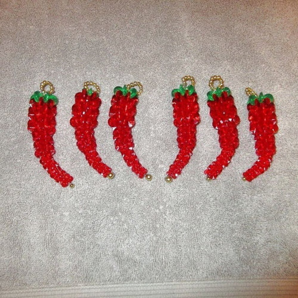 Vtg Red Hot Beaded Chili Peppers Lot Of 6 Christmas Ornaments Southwestern Party